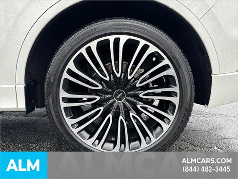 Used 2023 Lincoln Aviator Black Label w/ Class IV Trailer Tow Package image 24