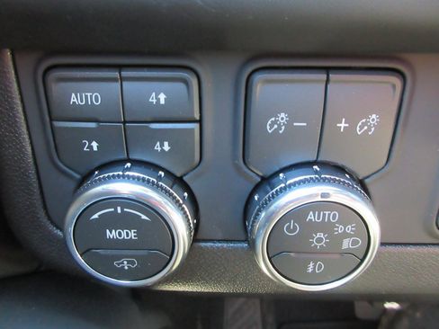 New 2026 GMC Yukon AT4 Ultimate image 17