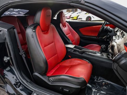 Used 2015 Chevrolet Camaro SS w/ RS Package RWD image 35