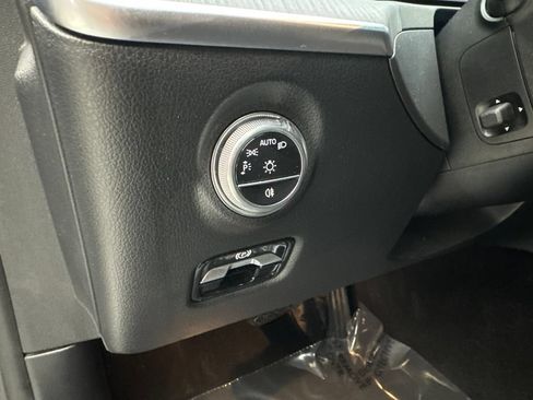 Used 2022 Mercedes-Benz C 300 4MATIC Sedan image 53