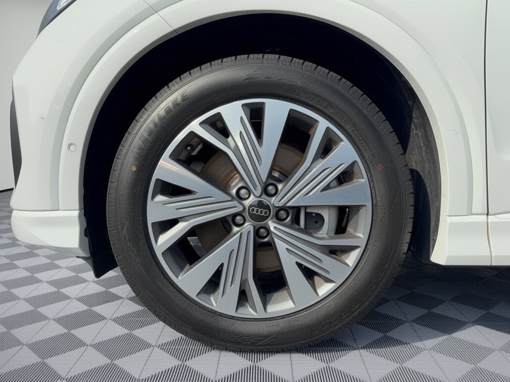 Certified 2023 Audi Q4 e-tron Premium Plus w/ Premium Plus RWD image 13