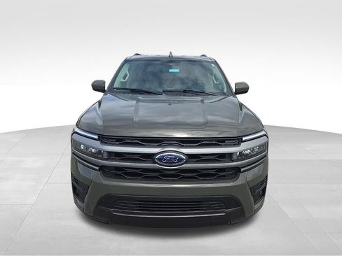 Used 2024 Ford Expedition Max XLT RWD image 8