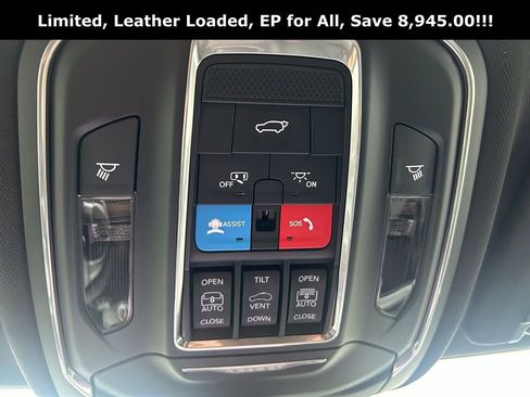 New 2025 Jeep Grand Cherokee L Limited w/ Luxury Tech Group II RWD image 31