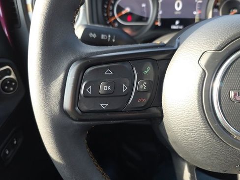 Used 2024 Jeep Gladiator Sport image 20