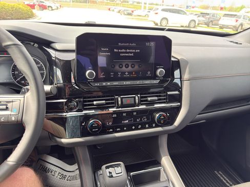 Used 2025 Nissan Pathfinder Rock Creek image 20