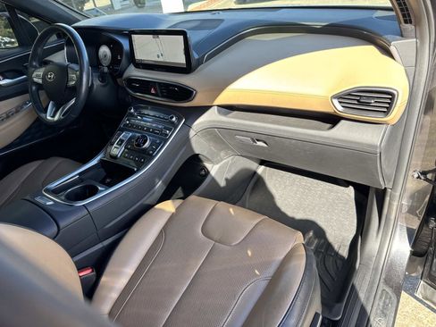 Used 2023 Hyundai Santa Fe Calligraphy image 13