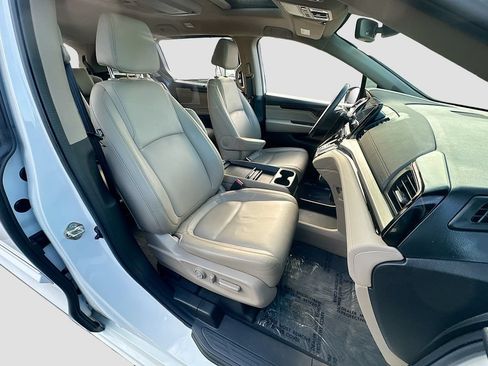 Used 2021 Honda Odyssey Touring image 30