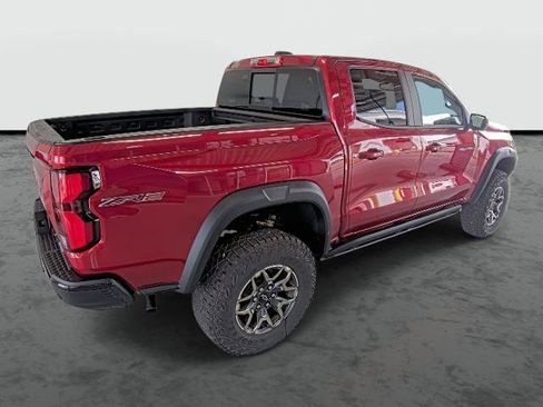 New 2026 Chevrolet Colorado ZR2 w/ Technology Package AWD/4WD image 4