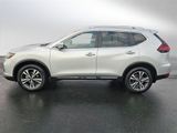 Used 2018 Nissan Rogue SL image 2