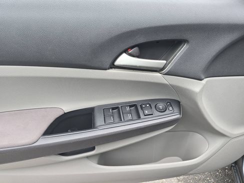 Used 2008 Honda Accord LX-P image 5
