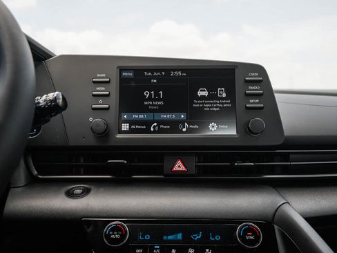 New 2026 Hyundai Elantra Sport FWD image 21