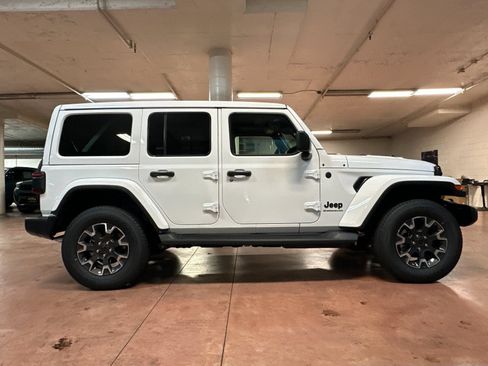 New 2026 Jeep Wrangler Unlimited Sahara AWD/4WD image 6