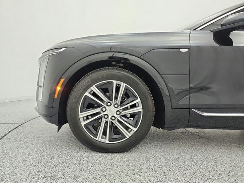 Used 2024 Cadillac Lyriq Luxury RWD image 18