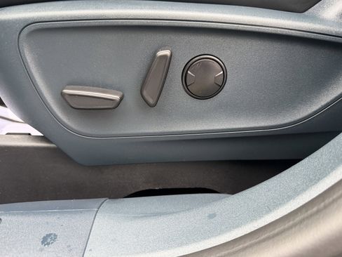 Used 2025 Ford Maverick Lobo AWD/4WD image 35