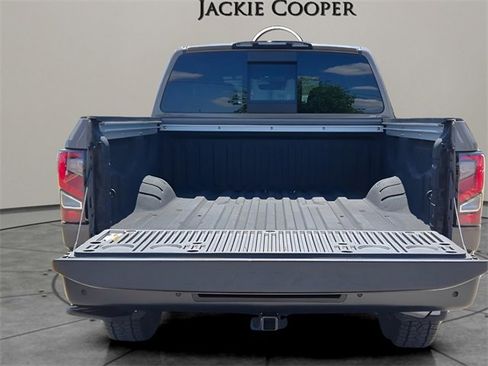 Used 2024 Nissan Titan PRO-4X w/ Pro-4x Utility Package image 9