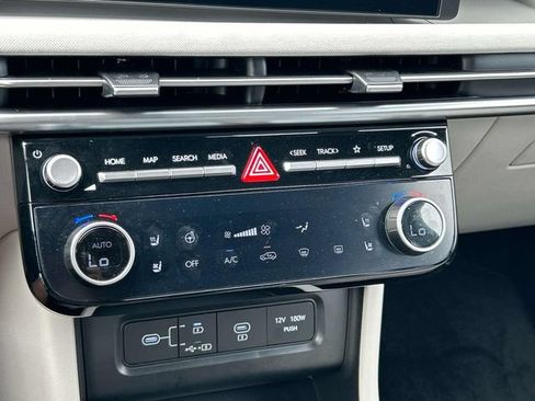 Used 2025 Hyundai Tucson Limited FWD image 38