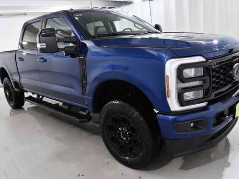 New 2026 Ford F350 Lariat w/ Black Appearance Package image 5