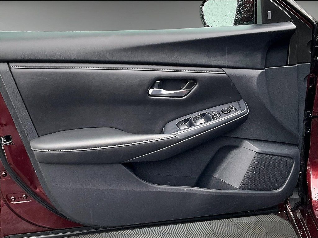 Used 2024 Nissan Sentra SV w/ All-Weather Package FWD image 9