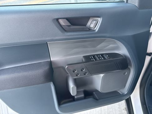 New 2026 Ford Maverick XL image 18