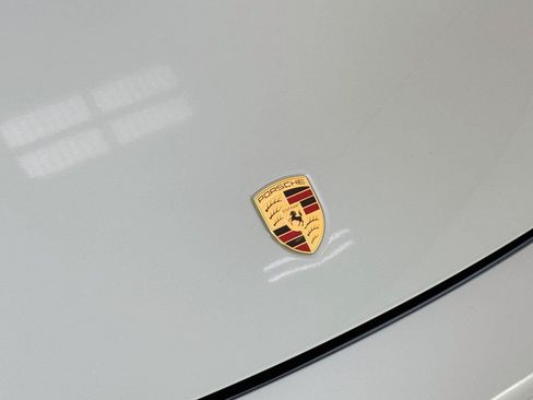 Used 2025 Porsche 911 Carrera RWD image 33
