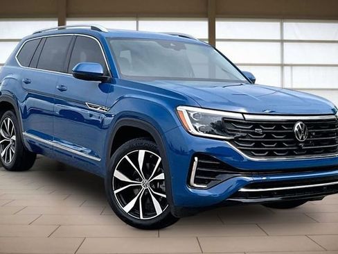 Used 2025 Volkswagen Atlas SEL Premium R-Line AWD/4WD image 12
