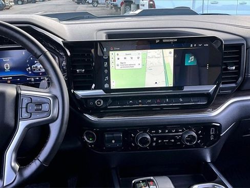 Used 2025 Chevrolet Silverado 1500 LT Trail Boss w/ Convenience Package II image 10