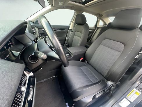 Used 2022 Honda Civic EX image 17