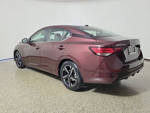 Used 2024 Nissan Sentra SV FWD image 7