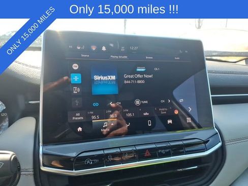 Used 2024 Jeep Compass Limited w/ Sun and Sound Group image 15