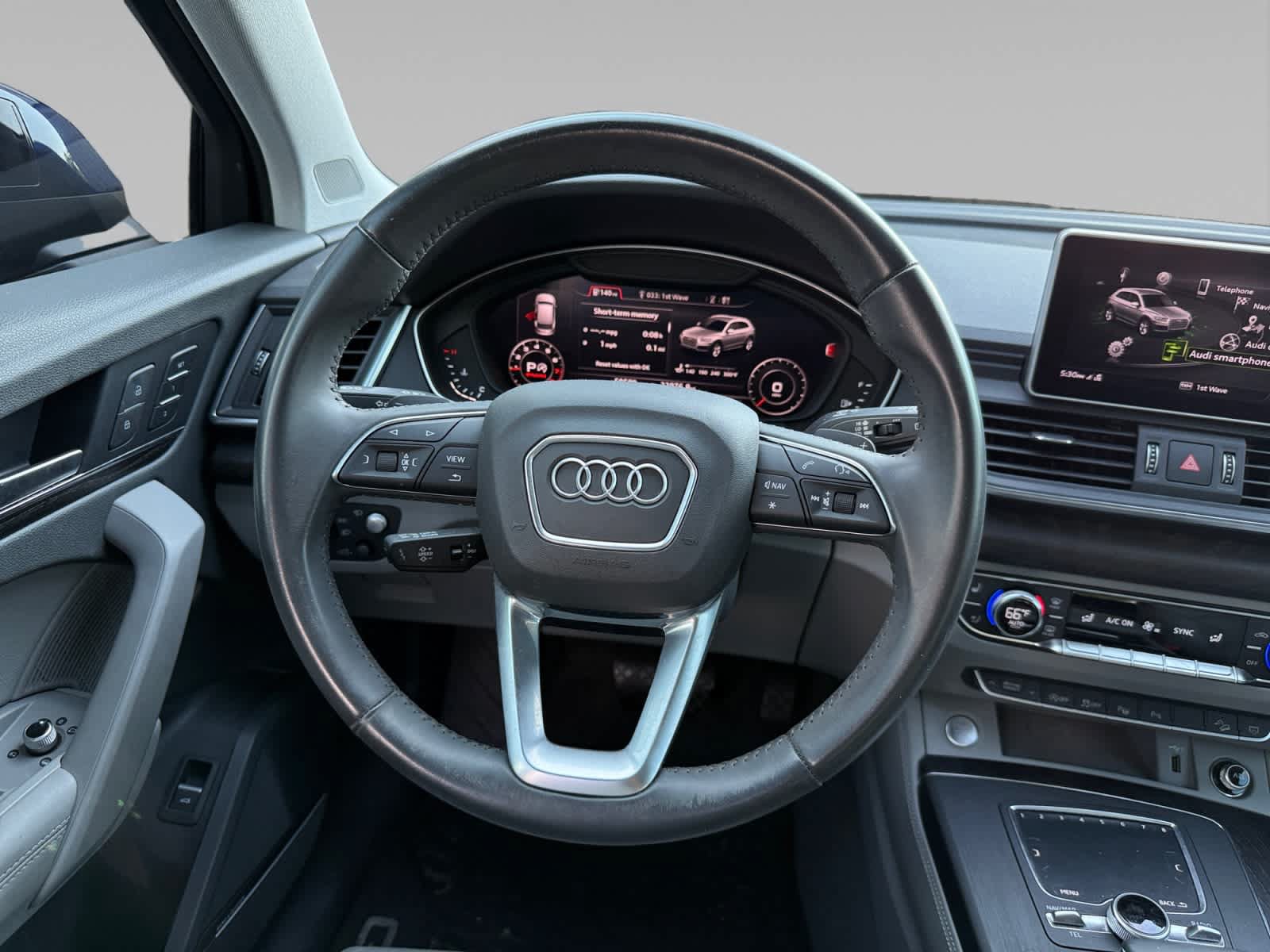 Used 2020 Audi Q5 Prestige w/ Prestige Package AWD/4WD image 13