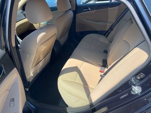Used 2012 Hyundai Sonata GLS w/ Popular Equipment Pkg FWD image 10