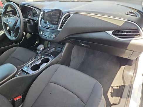 Certified 2024 Chevrolet Malibu LS FWD image 26
