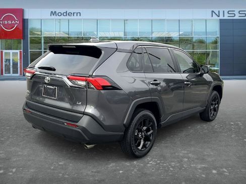 Used 2024 Toyota RAV4 LE FWD image 5