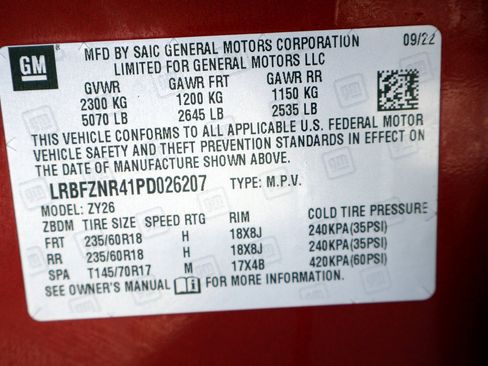 Used 2023 Buick Envision Essence image 37