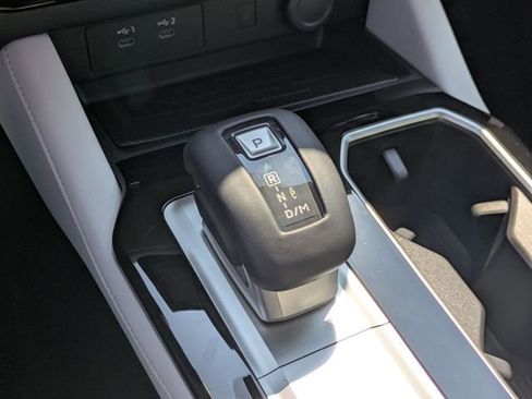 New 2025 Mitsubishi Outlander SEL image 24