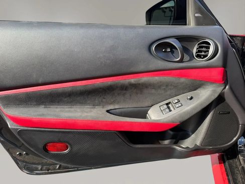 Used 2024 Nissan Z Performance w/ Floor Mat Package RWD image 9