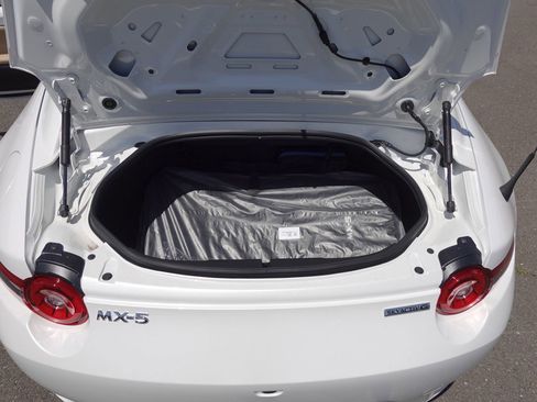 New 2026 MAZDA MX-5 Miata RF Grand Touring w/ Weather Package RWD image 15