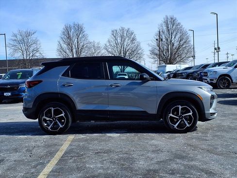 Used 2023 Chevrolet TrailBlazer RS w/ Convenience Package image 3