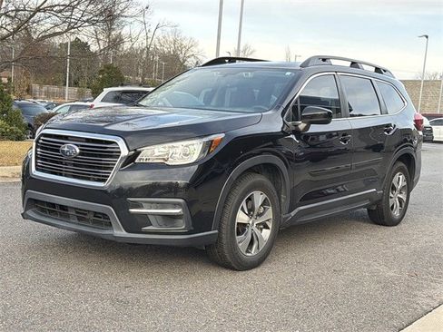 Used 2019 Subaru Ascent Premium image 7