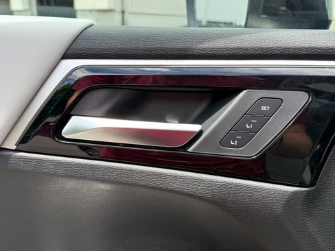 New 2025 Mitsubishi Outlander SEL image 15