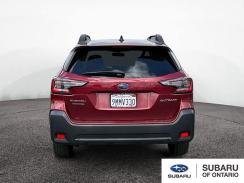 Used 2024 Subaru Outback Premium AWD/4WD image 6