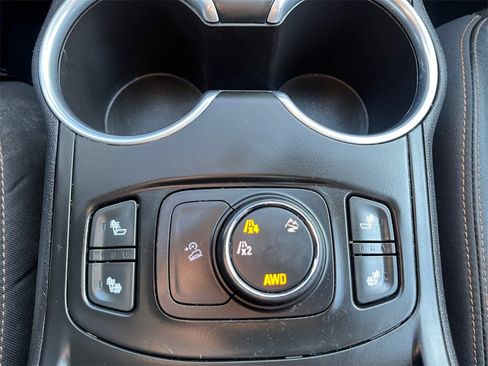 Used 2019 GMC Terrain SLT w/ Preferred Package image 26