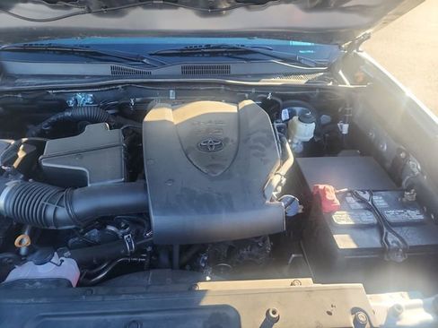 Used 2021 Toyota Tacoma SR image 25