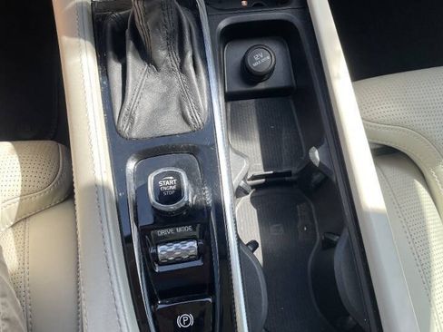 Used 2018 Volvo S90 T6 Inscription w/ Convenience Package AWD/4WD image 24