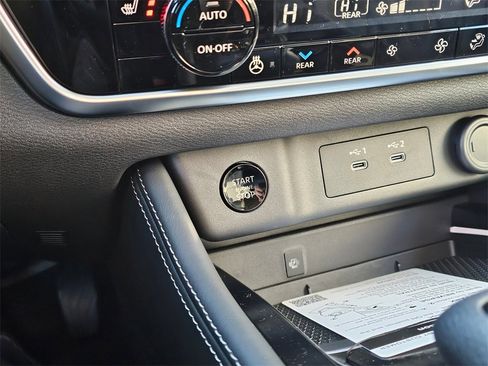 New 2026 Nissan Rogue Platinum image 24