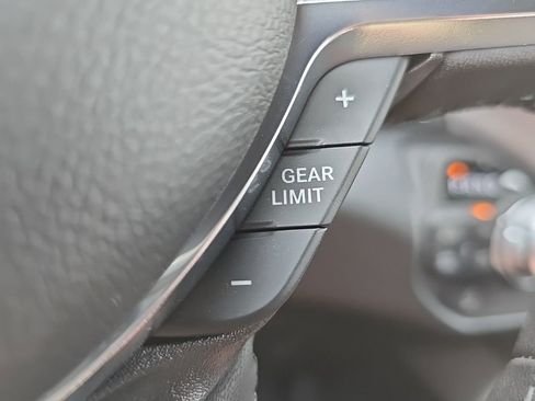 New 2026 RAM 1500 Laramie AWD/4WD image 23