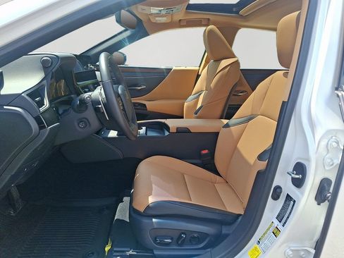 Used 2025 Lexus ES 350 w/ Premium Package FWD image 14