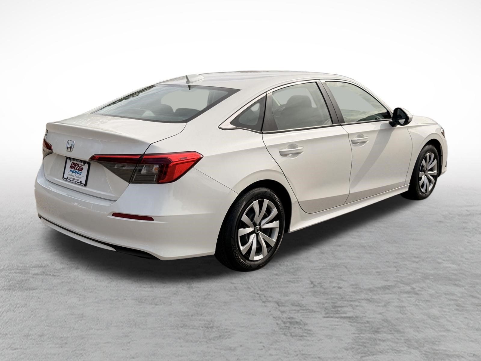 Used 2023 Honda Civic LX image 5