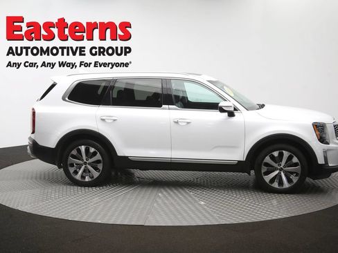 Used 2020 Kia Telluride S w/ S 8 Passenger Seating Package AWD/4WD image 46