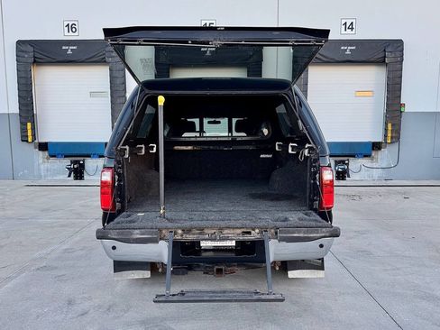 Used 2016 Ford F250 Lariat w/ Lariat Ultimate Package AWD/4WD image 26